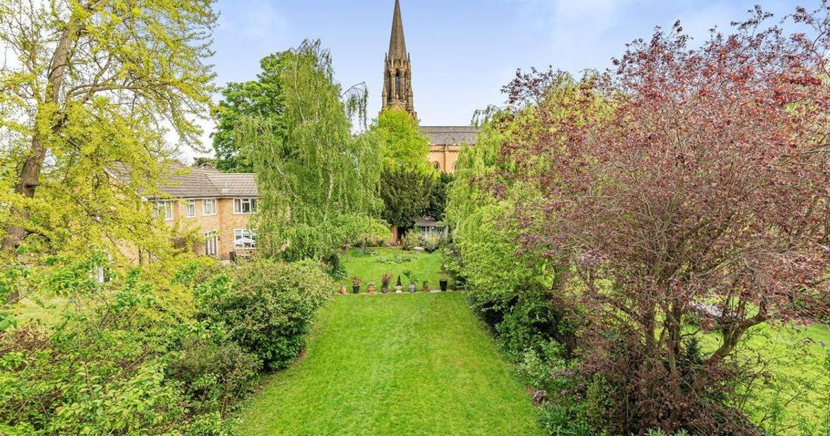 1 bedroom Flat for sale in Church Terrace, Blackheath SE13 (Sold) KFH