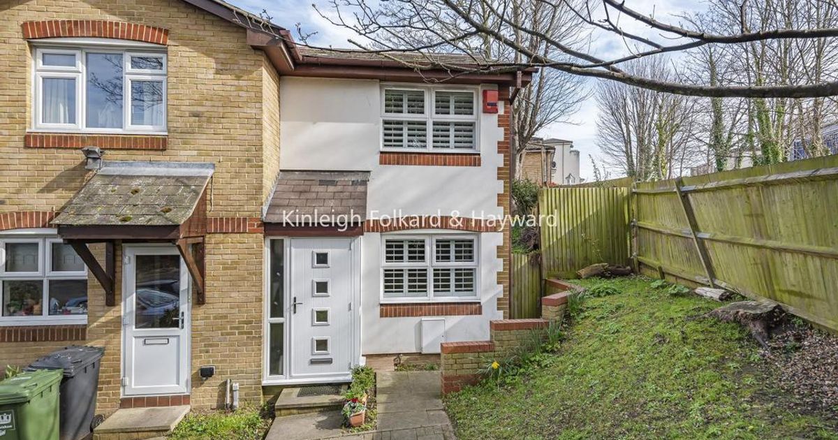 2 bedroom House for sale in Leewood Close, Lee SE12 (Under offer) KFH