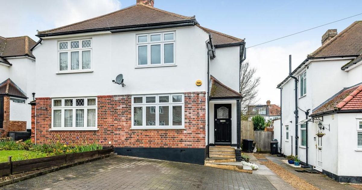 3 bedroom House for sale in Elmstead Avenue, Chislehurst BR7 (Sold) KFH