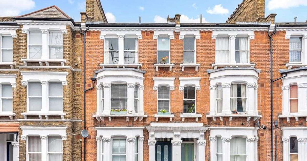 2 bedroom Flat for sale in Brook Drive, Kennington SE11 (Sold) KFH