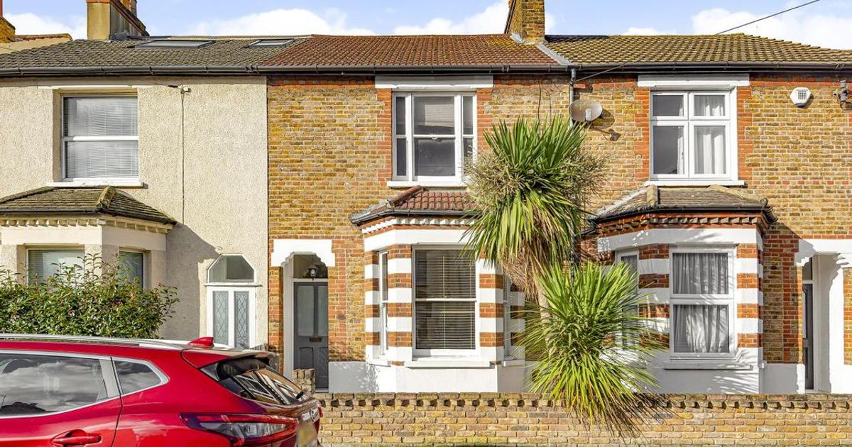 3 bedroom House for sale in Park End, Bromley BR1 (Sold) KFH