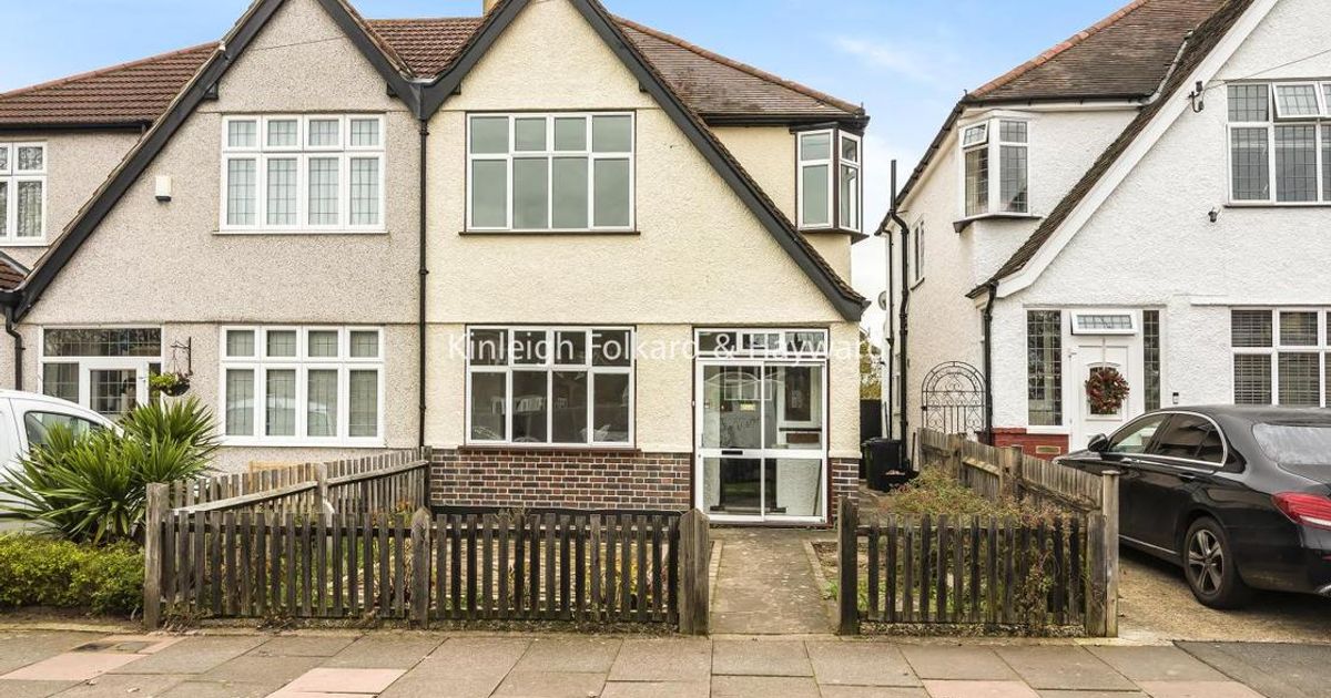 3 bedroom House for sale in Kent Road, West Wickham BR4 (Sold) KFH