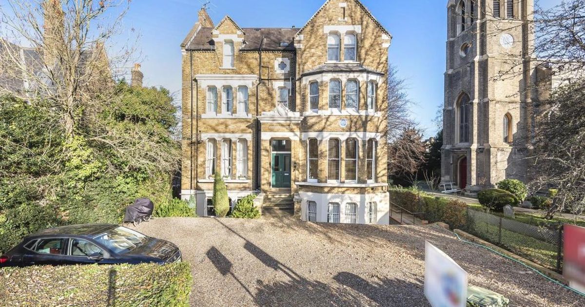 1 bedroom Flat for sale in Westwood Hill, Sydenham SE26 (Sold) KFH