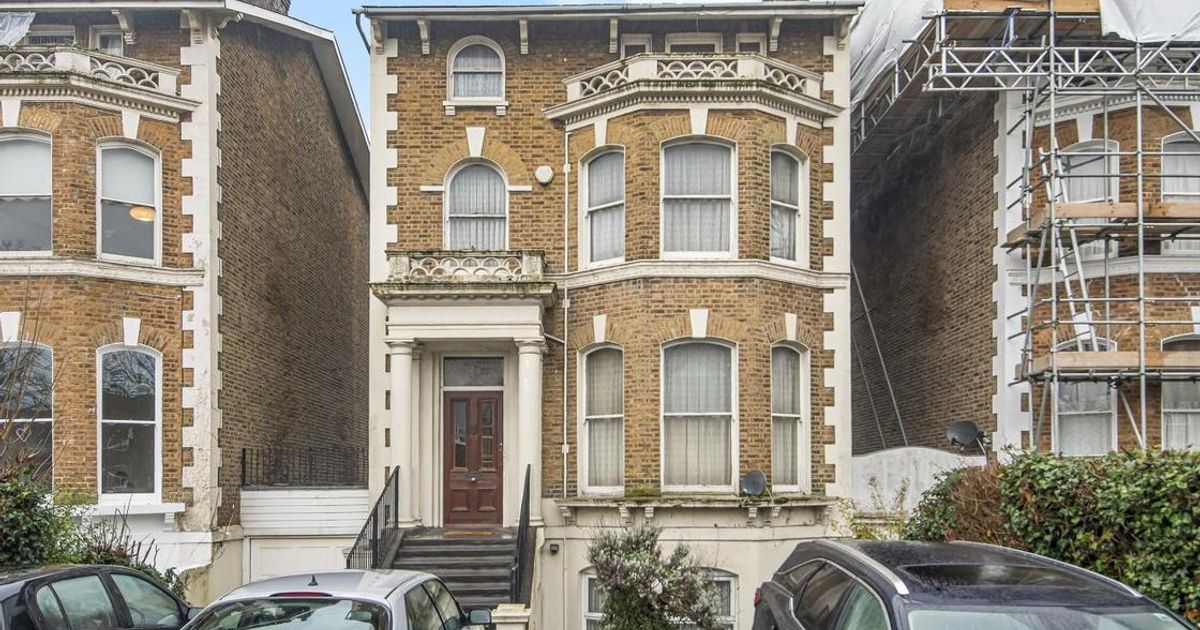 6 bedroom House for sale in Burnt Ash Road, Lee SE12 (Sold) KFH