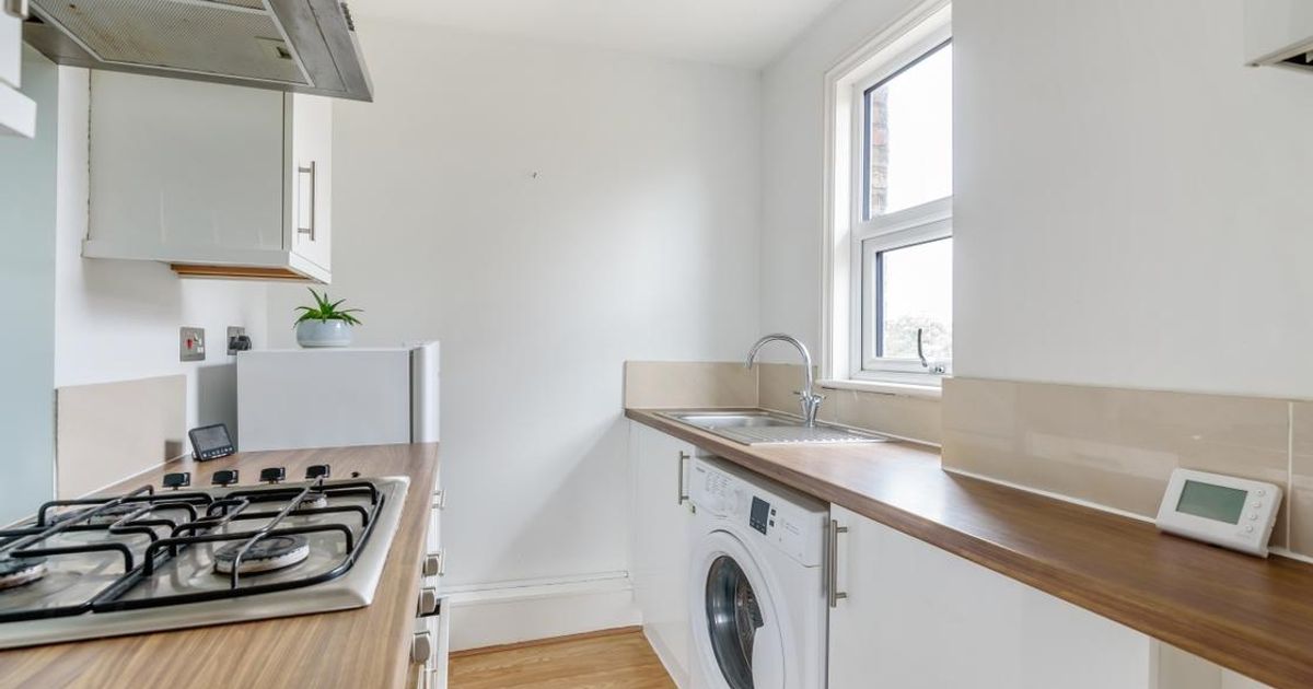 1 bedroom Flat to rent in Lee High Road, London SE13 (Let) KFH