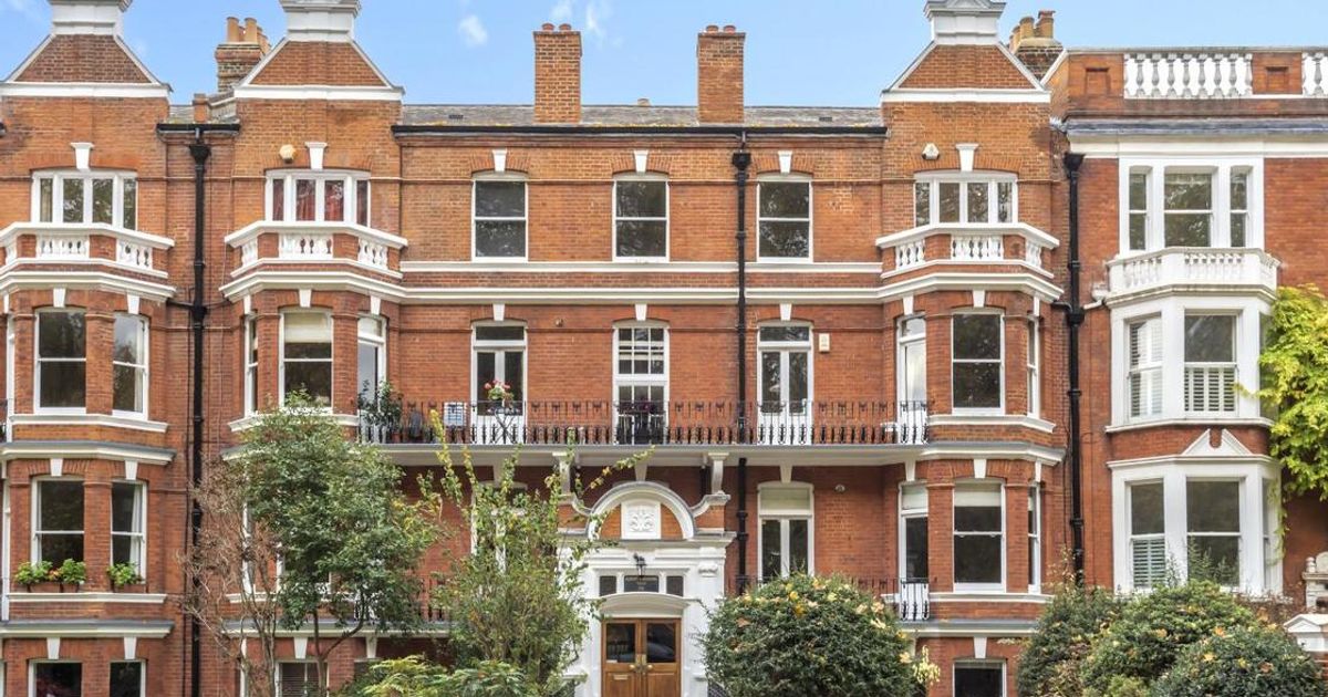 2 bedroom Flat for sale in Albert Bridge Road, Battersea SW11 (Sold) KFH