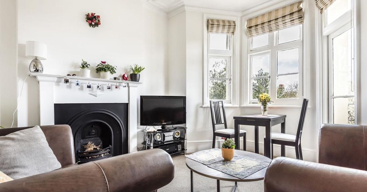 2 bedroom Flat to rent in Rosendale Road, West Dulwich SE21 (Let) KFH