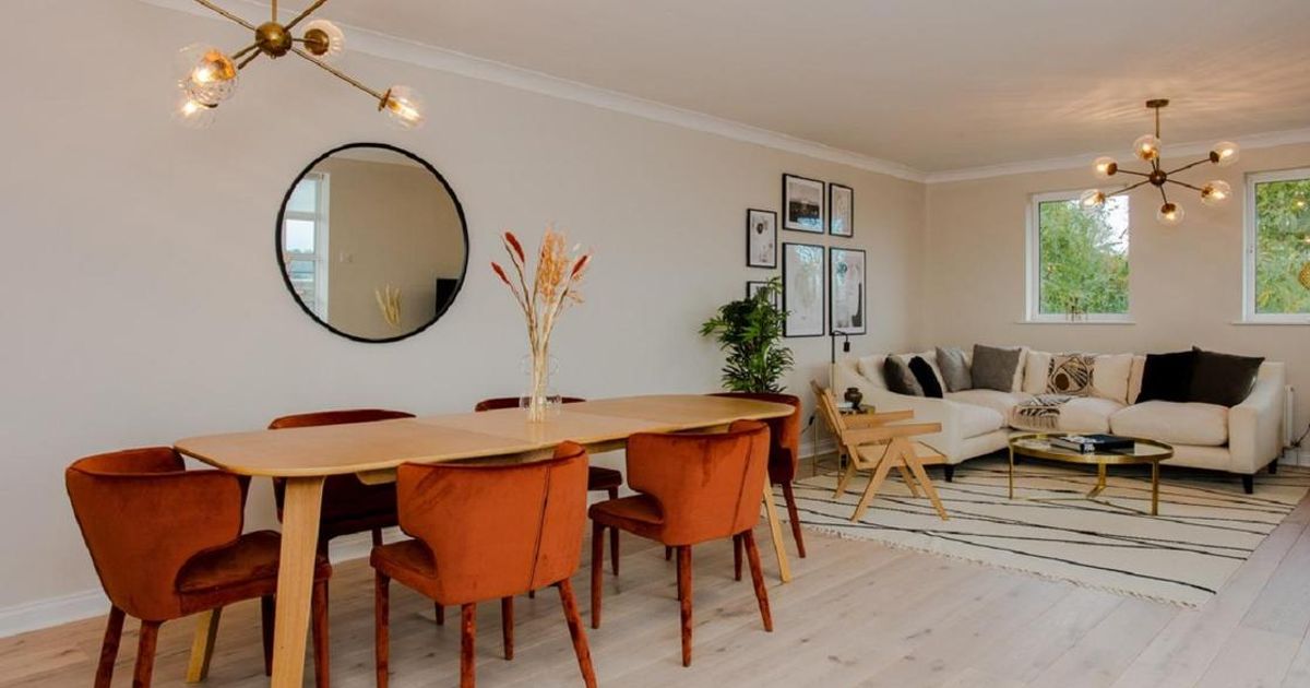 2 bedroom Flat for sale in Sparkford Gardens, Friern N11 (Under