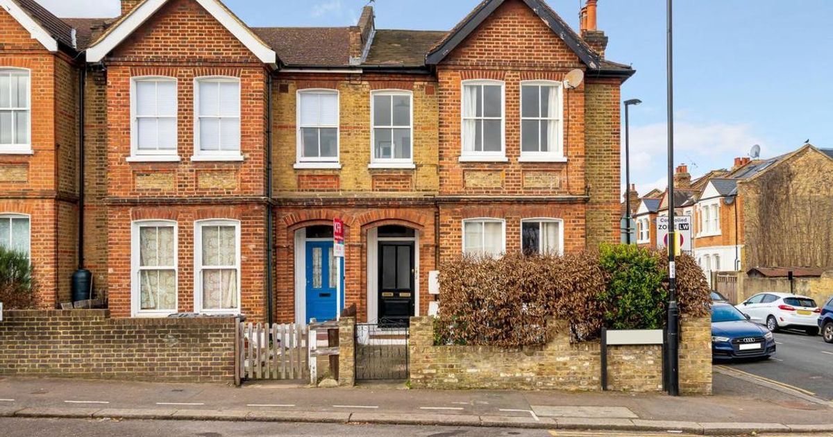 2 bedroom Flat for sale in Shell Road, Lewisham SE13 (Sold) KFH