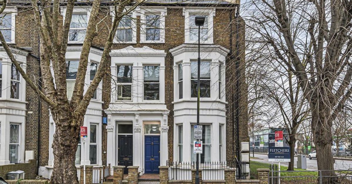 2 bedroom Flat for sale in Weltje Road, Hammersmith W6 (For sale) KFH