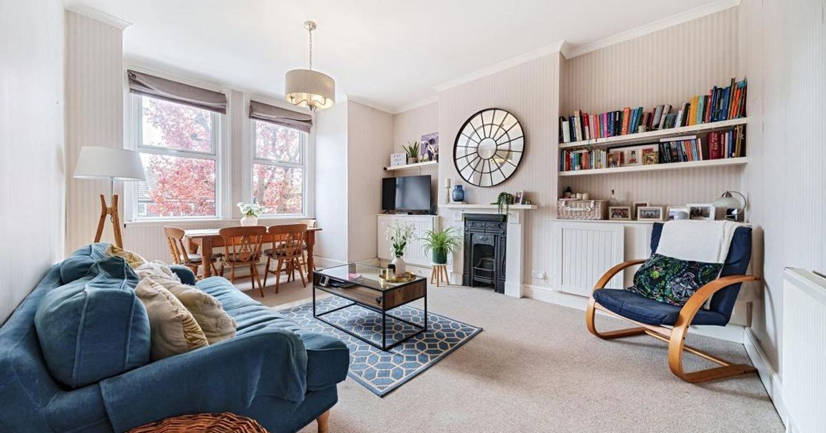 2 bedroom Flat for sale in Pendle Road, London SW16 (Sold) KFH