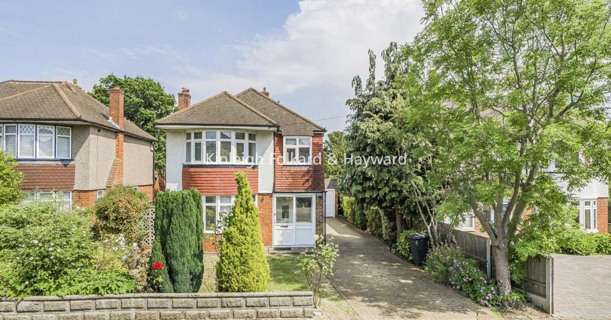 3 bedroom House for sale in The Weald, Chislehurst BR7 (Sold) KFH