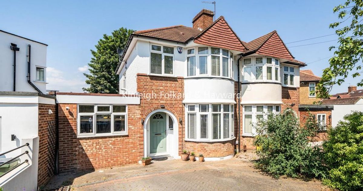 3 bedroom House for sale in Woodside Avenue, Chislehurst BR7 (Sold) KFH