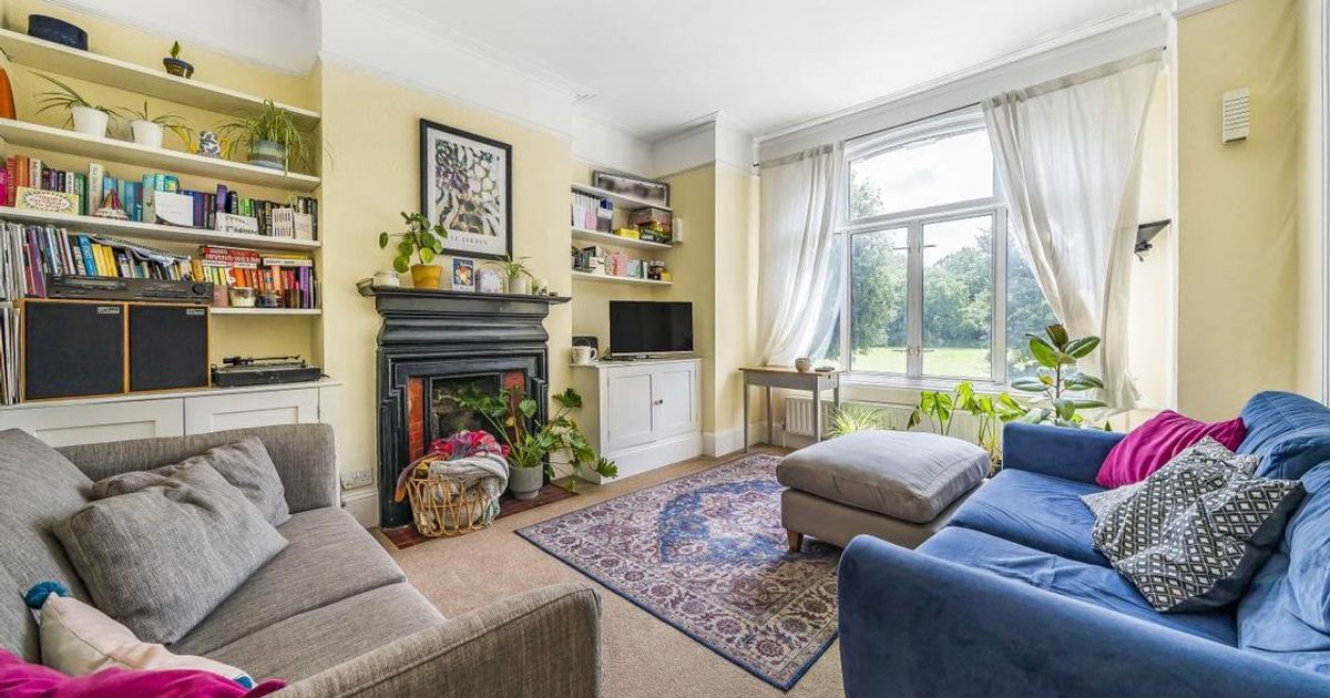 3 bedroom Flat for sale in Emmanuel Road, Balham SW12 (For sale) KFH