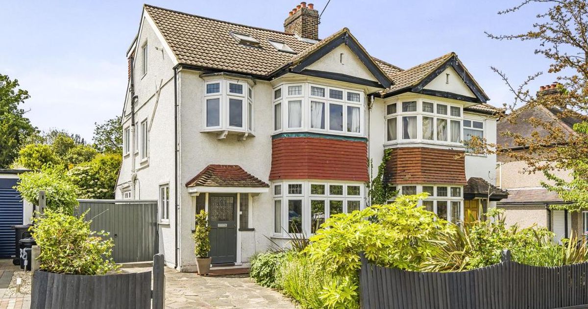 4 bedroom House for sale in Ravenswood Avenue, West Wickham BR4