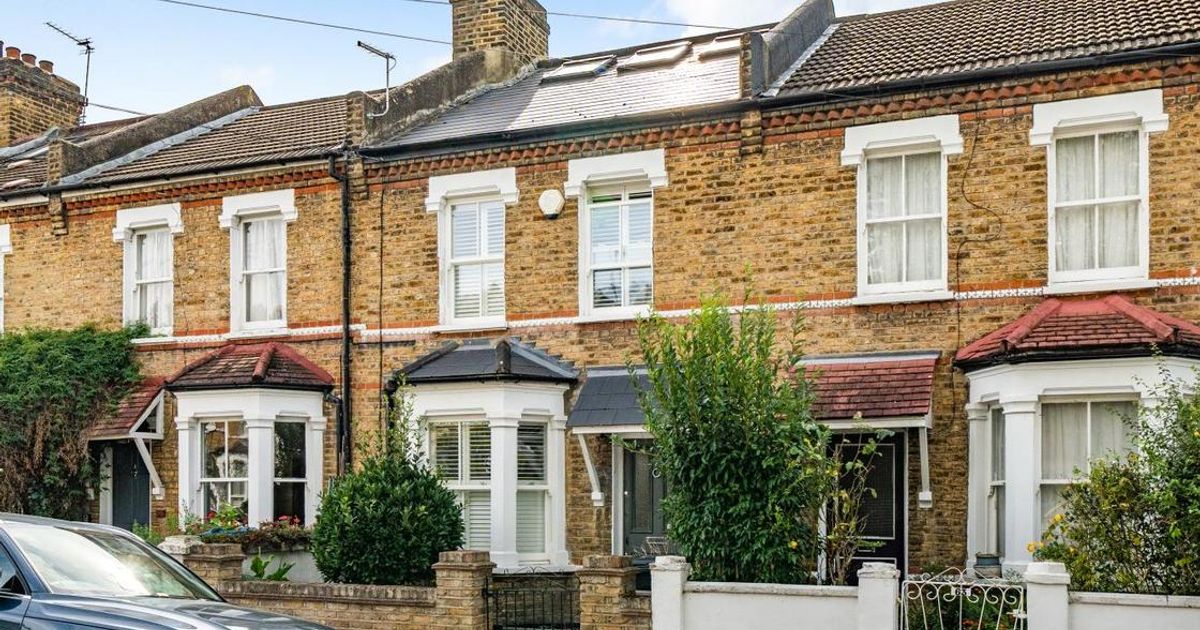 3 bedroom House for sale in Hardy Road, Wimbledon SW19 (Sold) KFH