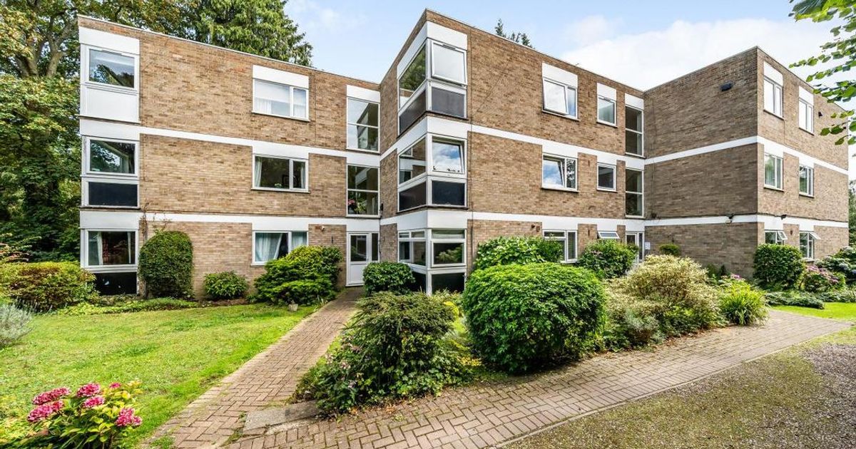 2 bedroom Flat for sale in Manor Park Road, Chislehurst BR7 (For sale