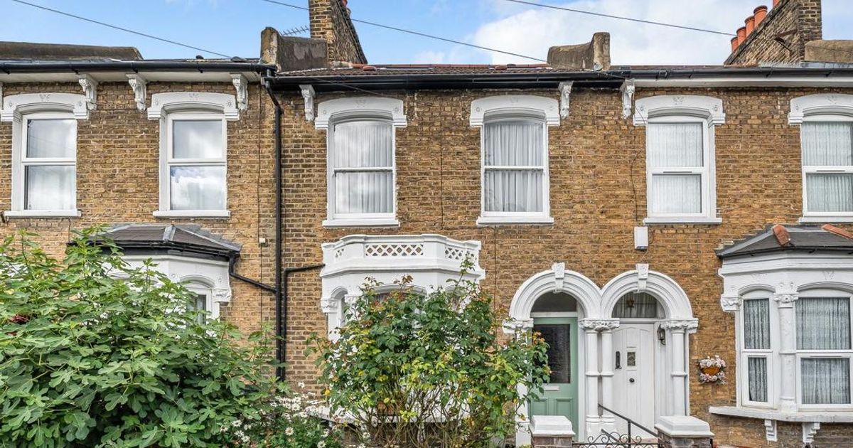 5 bedroom House for sale in Foxberry Road, Brockley SE4 (Sold) KFH