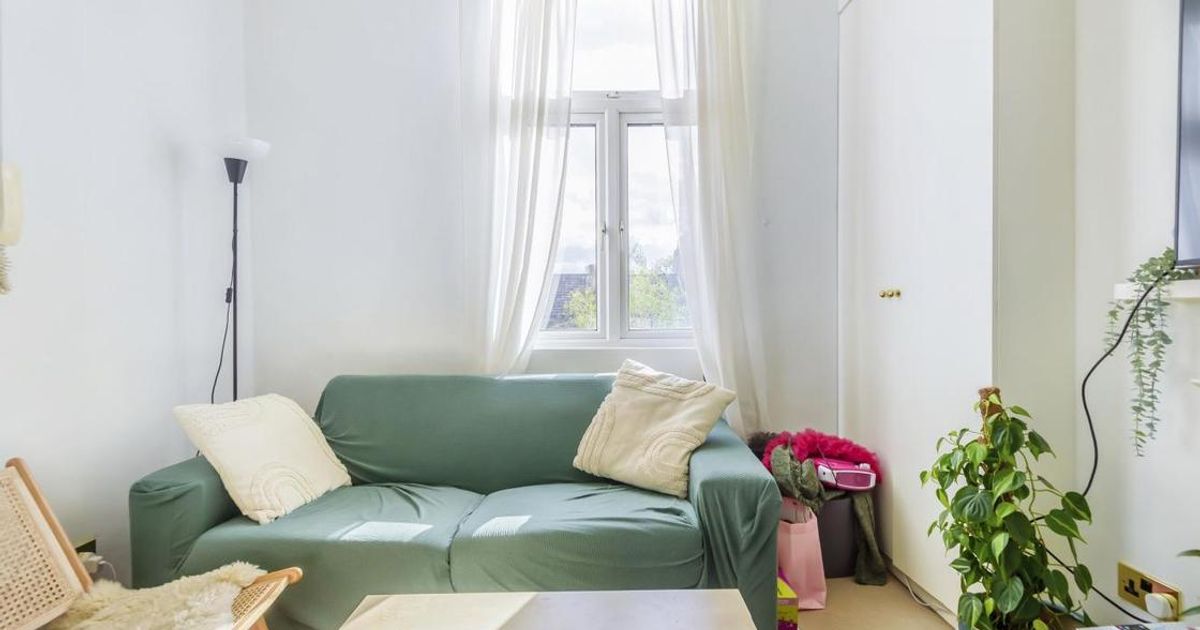 2 bedroom Flat for sale in Greyhound Road, Fulham W6 (For sale) KFH