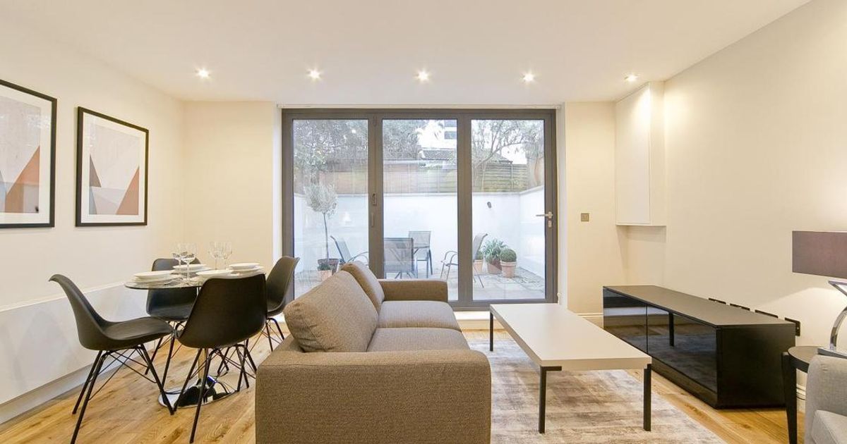 1 bedroom Flat for sale in Dawes Road, Fulham SW6 (Under offer) KFH