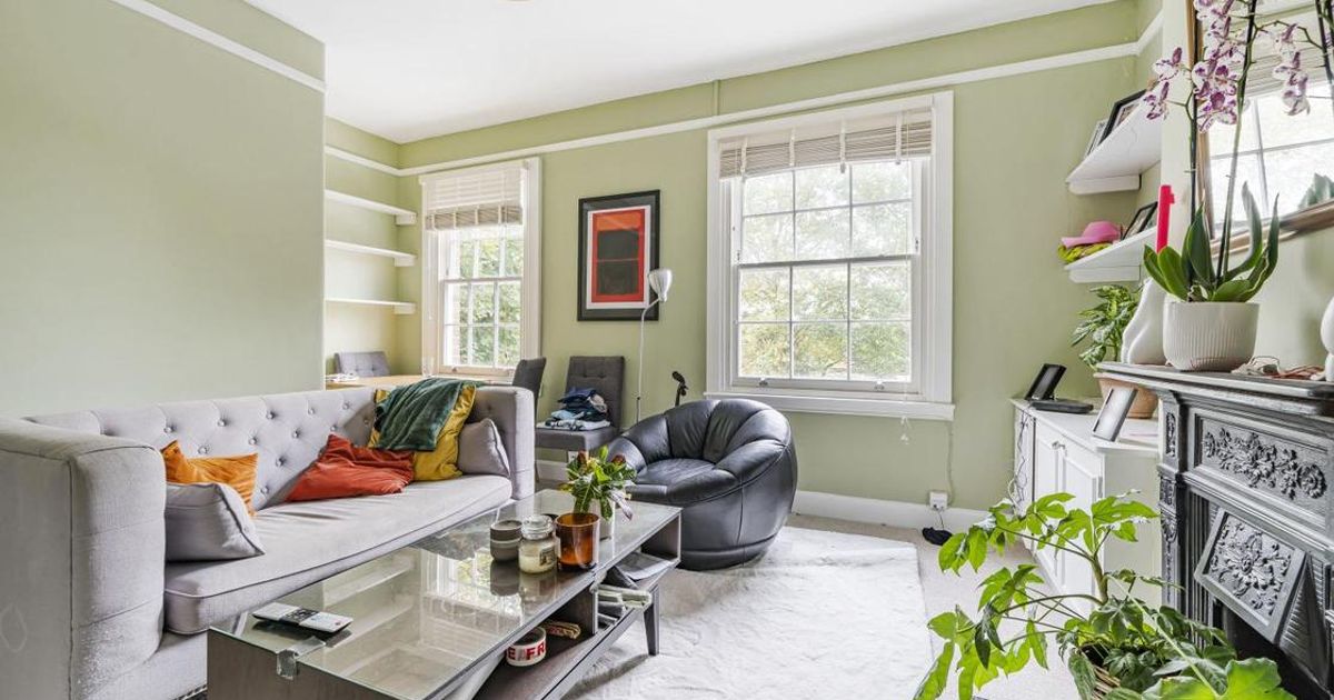 2 bedroom Flat for sale in Sheepcote Lane, Battersea SW11 (Under offer