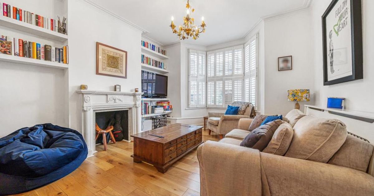 4 bedroom House for sale in Gladstone Road, Wimbledon SW19 (Sold) KFH