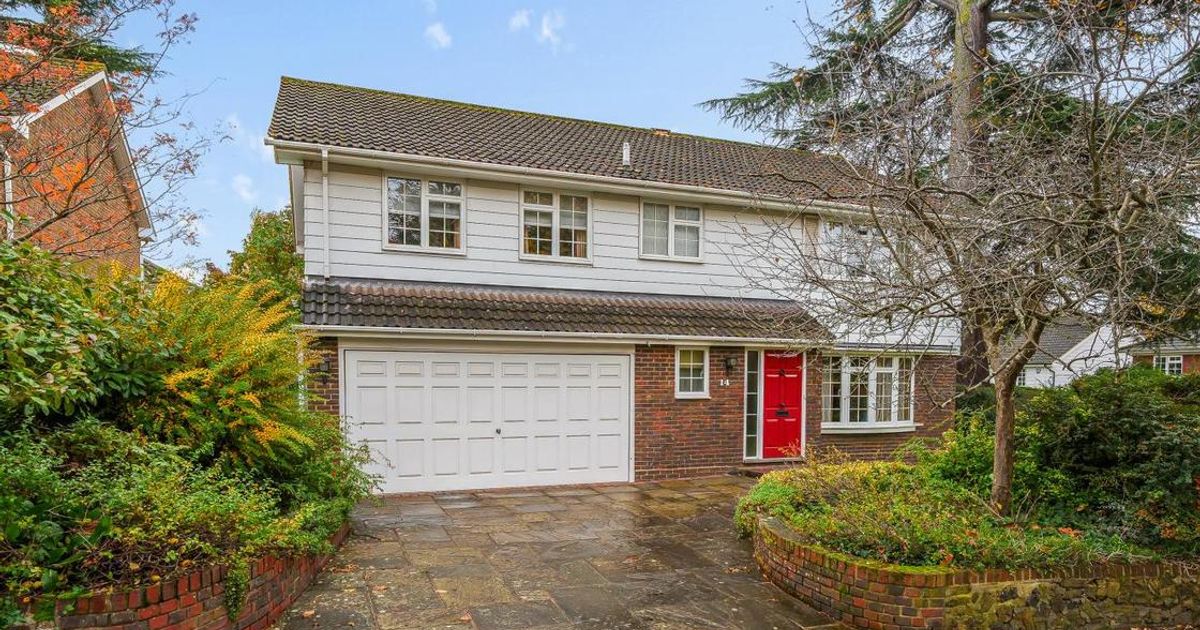 5 bedroom House for sale in Sundridge Avenue, Bromley BR1 (Sold) KFH