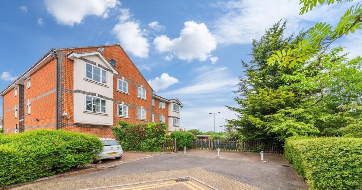 2 bedroom Flat for sale in Harland Close, Wimbledon SW19 (Sold) KFH