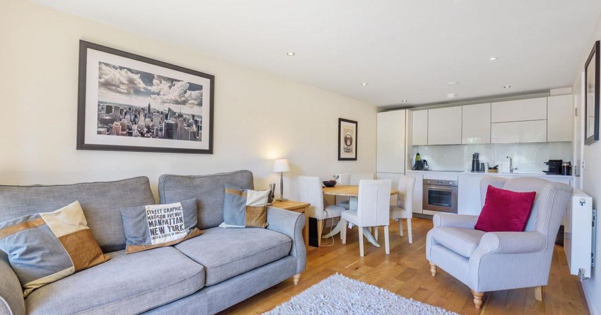 1 bedroom Flat for sale in Eythorne Road, Oval SW9 (For sale) KFH