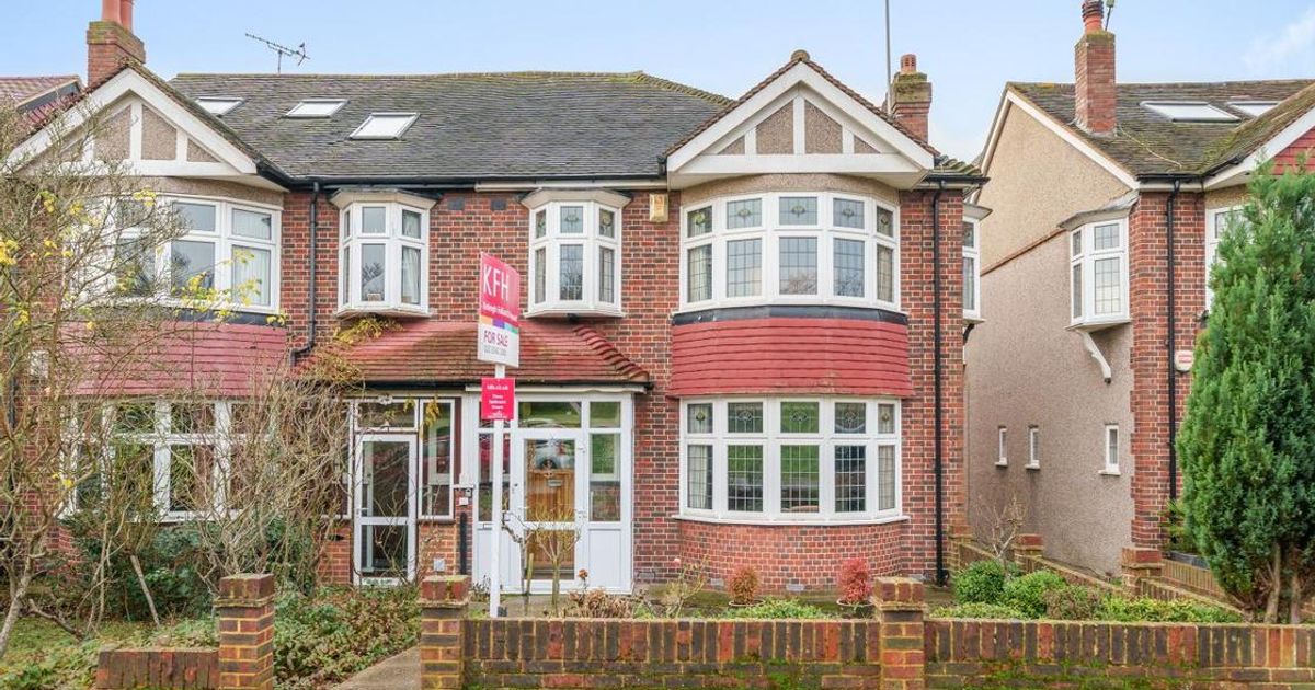 3 bedroom House for sale in Parkway, Raynes Park SW20 (Sold) KFH