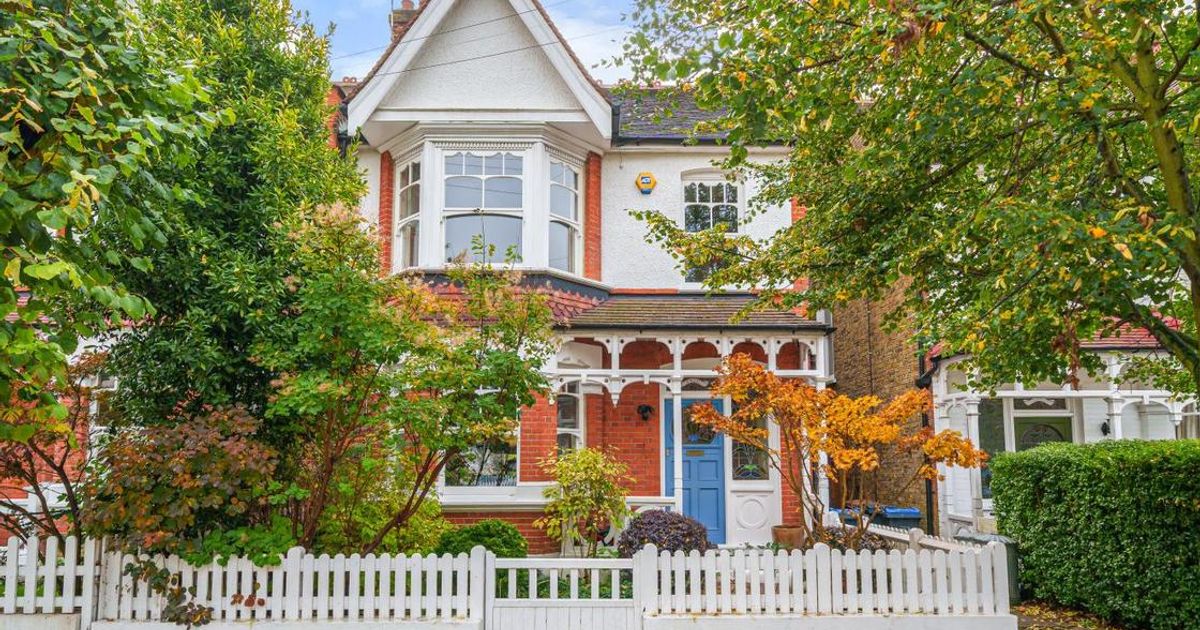 4 bedroom House for sale in Dunmore Road, West Wimbledon SW20 (Sold) KFH