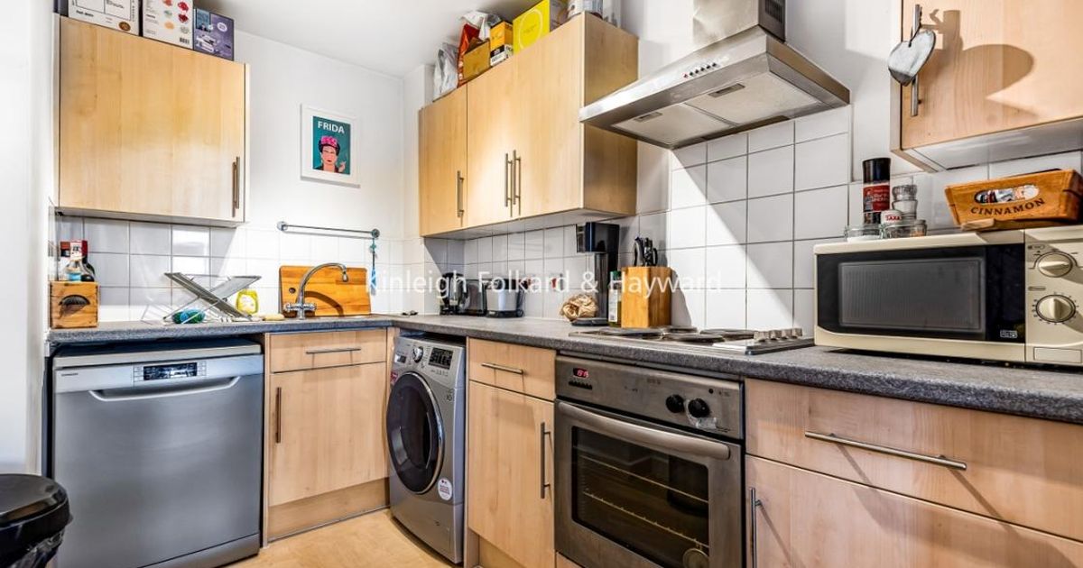 1 bedroom Flat to rent in Mitcham Road, London SW17 (Let) KFH