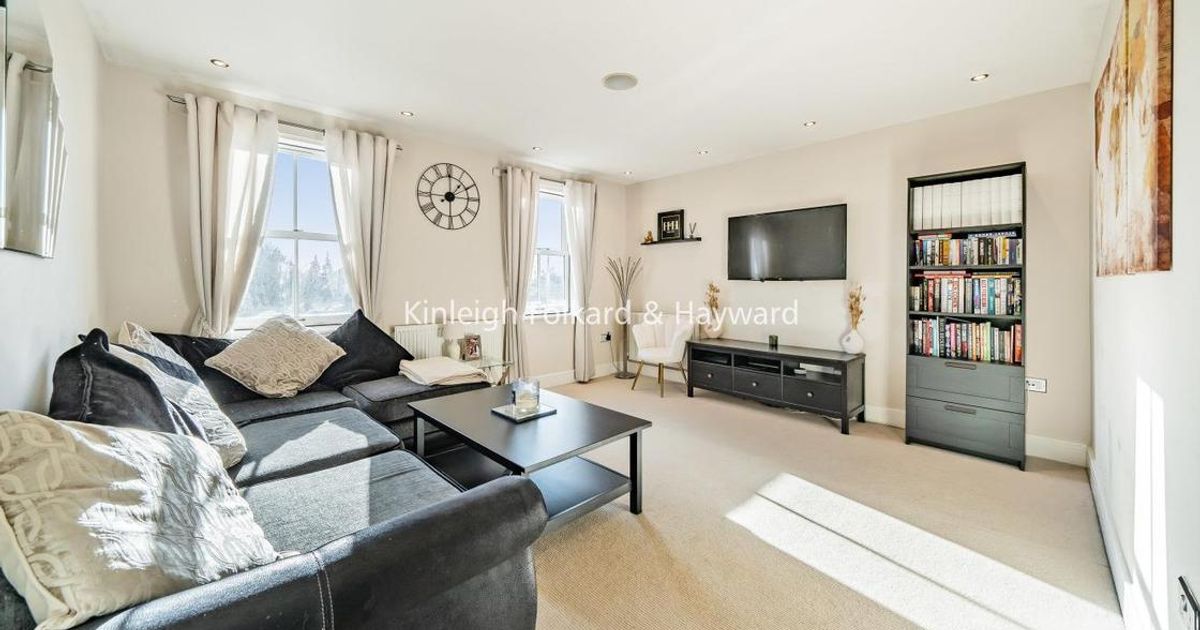 2 bedroom Flat for sale in Widmore Road, Bromley BR1 (For sale) KFH