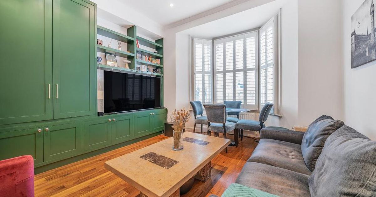 1 bedroom Flat for sale in Harwood Road, Fulham SW6 (Under offer) KFH