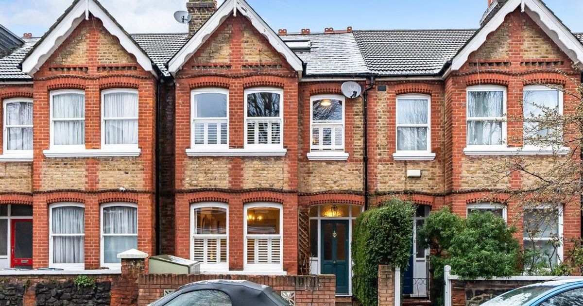 5 bedroom House for sale in Overdale Road, Ealing W5 (Under offer) KFH