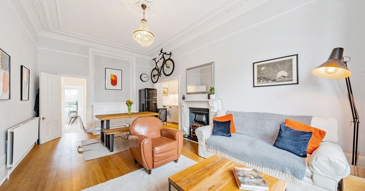 2 bedroom Flat for sale in Gauden Road, Clapham SW4 (For sale) KFH