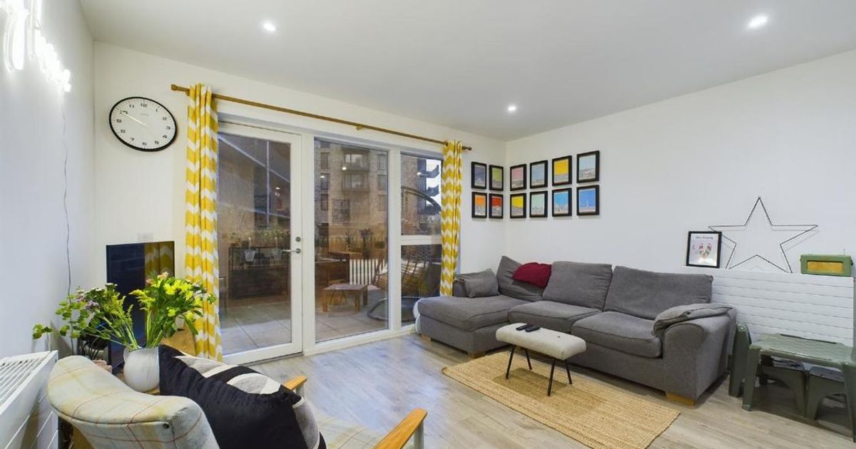 2 bedroom Flat for sale in Purbeck Gardens, Sydenham SE26 (For sale) KFH