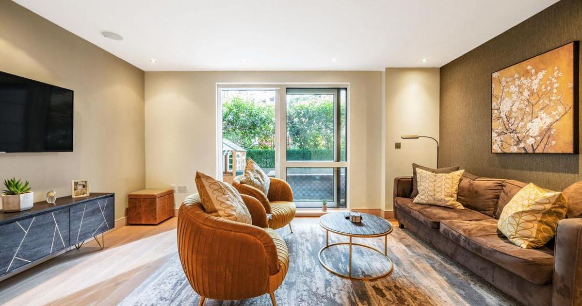 2 bedroom Flat for sale in Park Street, Fulham SW6 (For sale) KFH