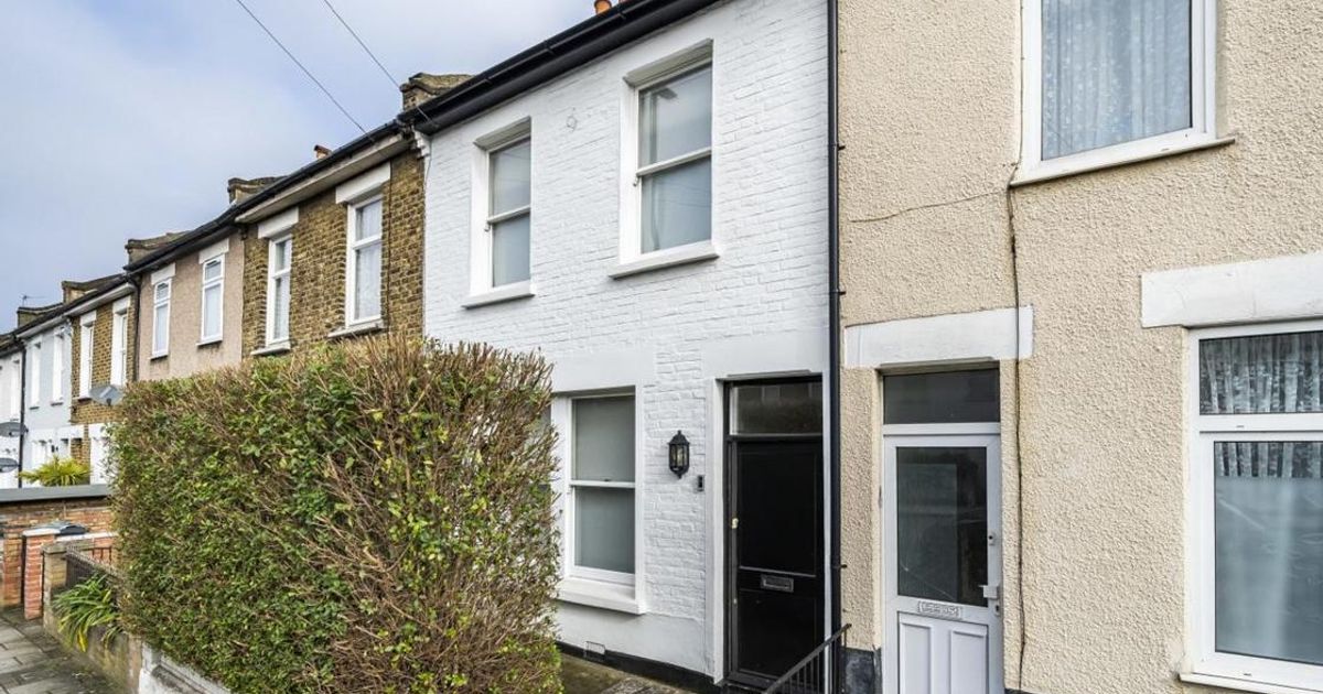 2 bedroom House for sale in Eardley Road, Streatham SW16 (For sale) KFH