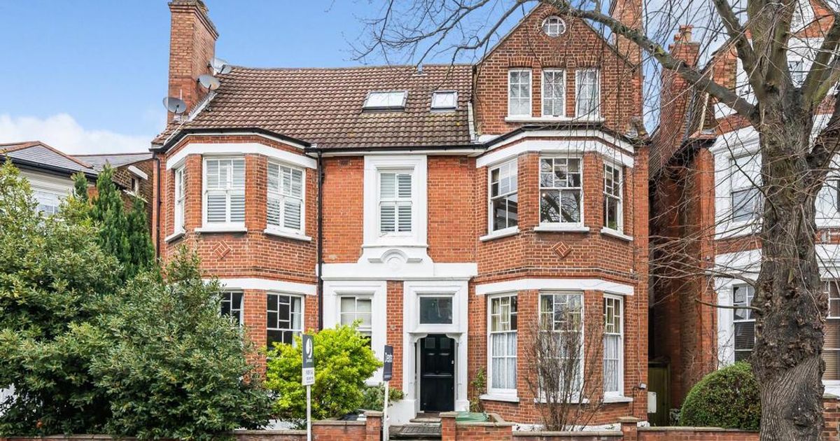 2 bedroom Flat for sale in Telford Avenue, Streatham SW2 (Under offer