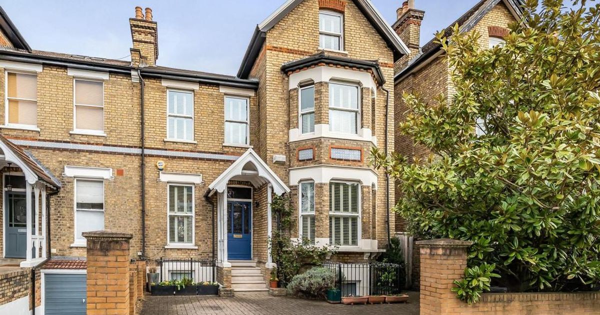 6 bedroom House for sale in Cedars Road, Beckenham BR3 (Under offer) KFH