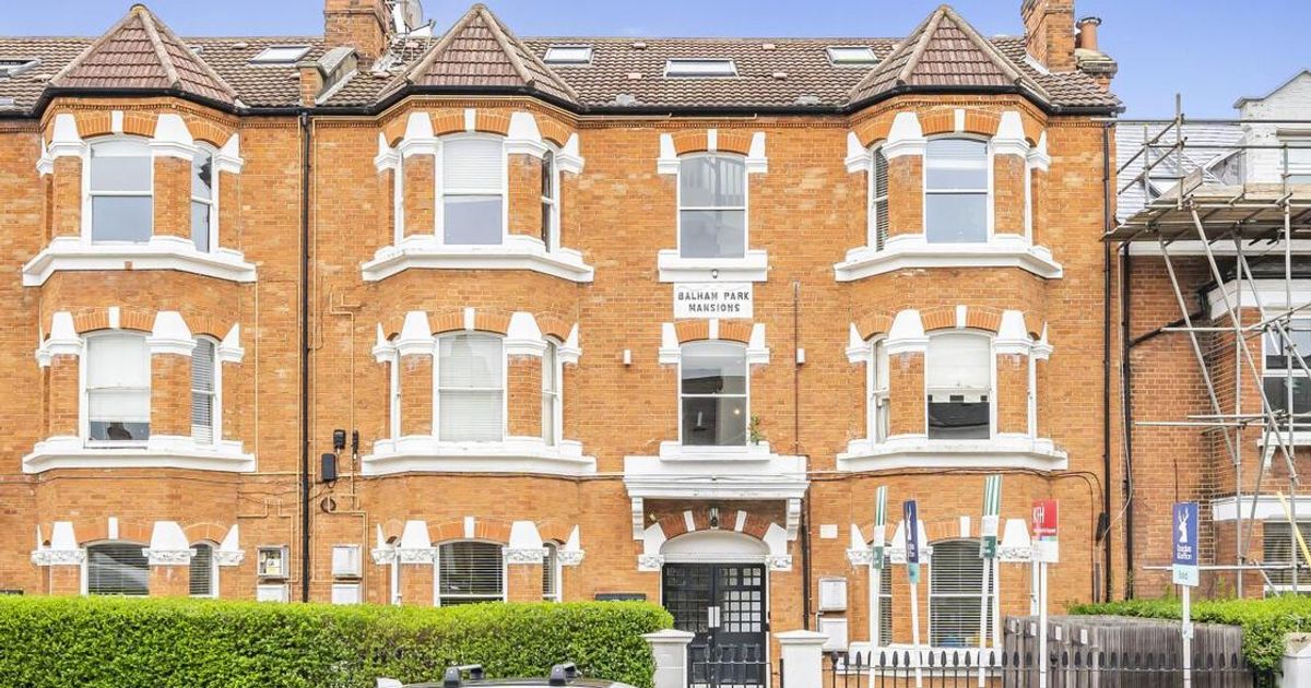 3 bedroom Flat for sale in Balham Park Road, Balham SW12 (For sale) KFH