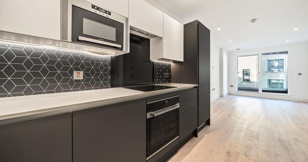 1 bedroom Flat for sale in Clapham Road, Clapham SW9 (For sale) KFH