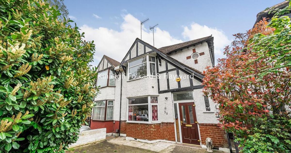 3 bedroom House for sale in Friern Lane, Friern N11
