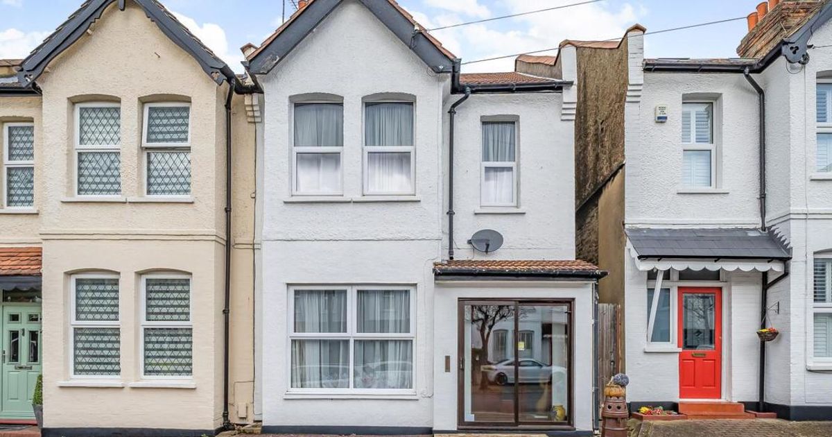 3 bedroom House for sale in Blandford Road, Beckenham BR3 (Under offer) KFH