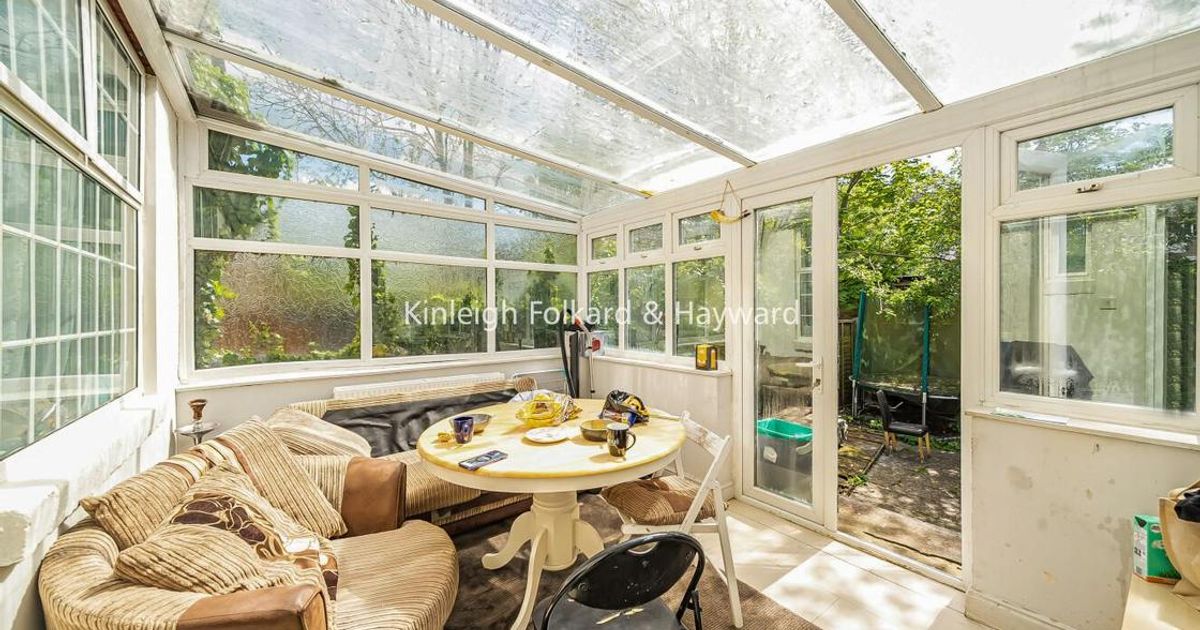 3 bedroom House for sale in Green Road, Whetstone N20 (For sale) KFH