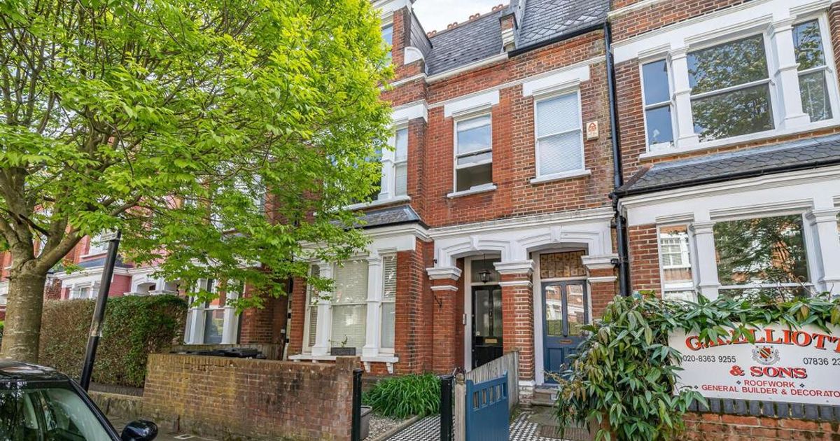 2 bedroom Flat for sale in Gladsmuir Road, Whitehall Park N19 (Under