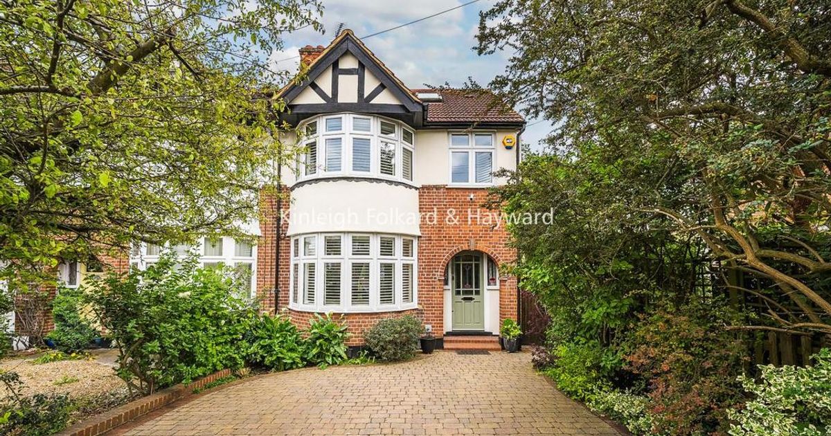 4 bedroom House for sale in Westhurst Drive, Chislehurst BR7 (Under
