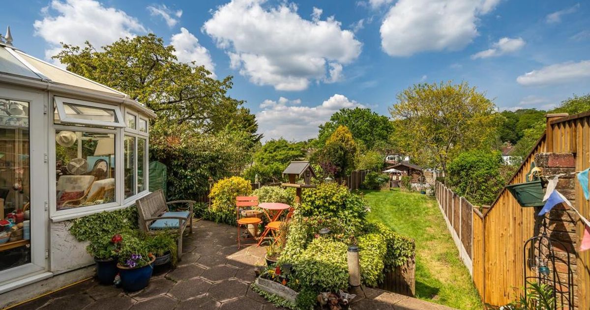 5 bedroom House for sale in Queensway, West Wickham BR4 (For sale) KFH