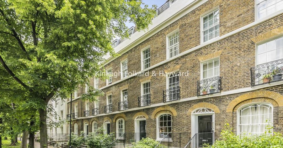 1 bedroom Flat for sale in Brixton Road, Oval SW9 (Under offer) KFH